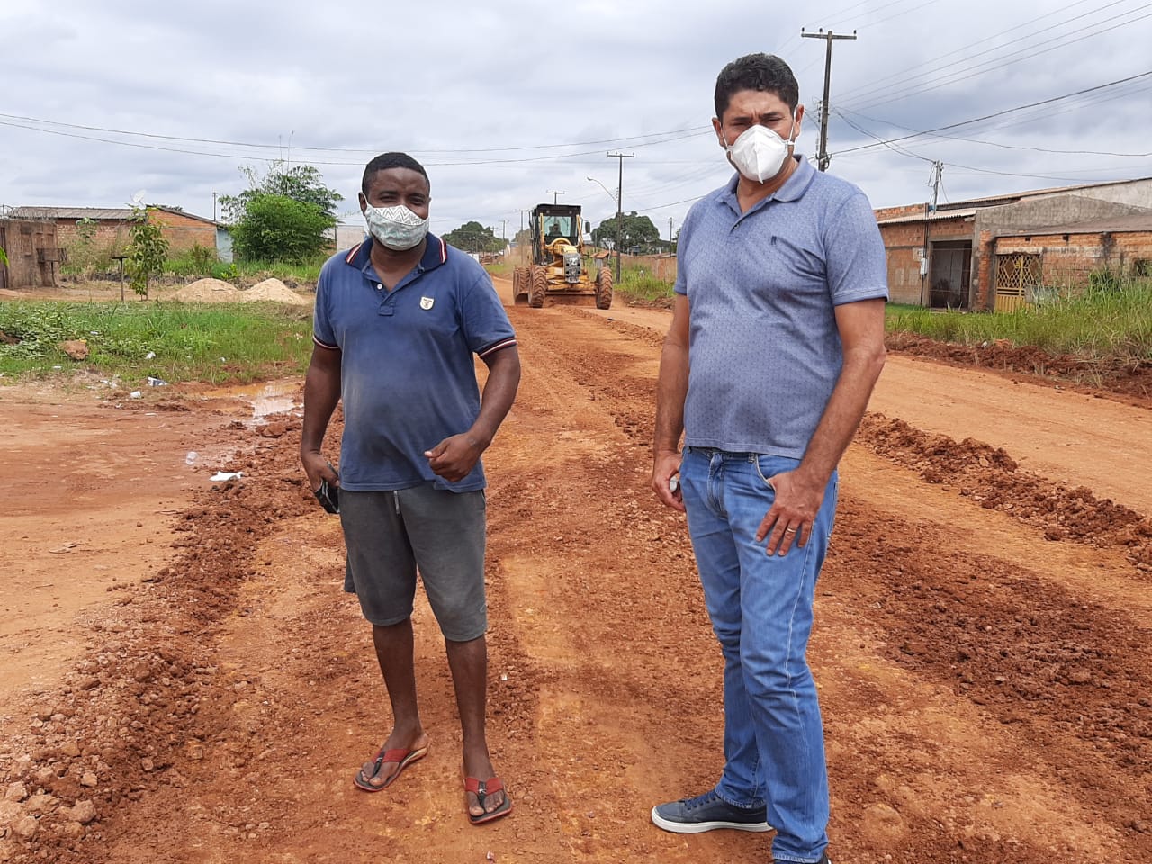 Prefeitura atende pedido do vereador Marcio Pacele e realiza limpeza e encascalhamento de ruas do bairro parque Amazônia - News Rondônia
