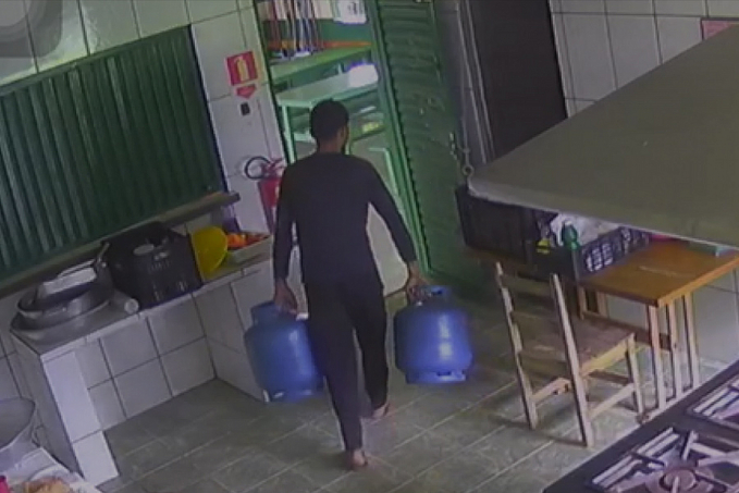 FILMADO - Ladrão que furtou Guarda-Mirim é preso e objetos são recuperados - News Rondônia