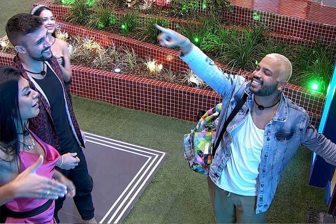 Game over Projota, seu jogo não foi nada legal - Por Felipe Bonazza - News Rondônia