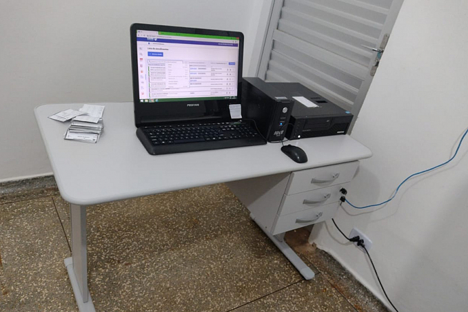 Vara do Trabalho doa mobília para sala do teste do pezinho da Policlínica de Rolim de Moura - News Rondônia