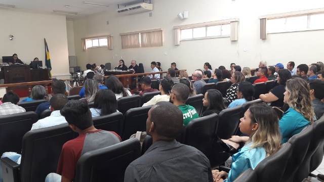 JÚRI DO CASO DO DELEGADO ACUSADO DE MATAR COLEGA ESTÁ SENDO TRANSMITIDO PELAS REDES SOCIAIS - News Rondônia