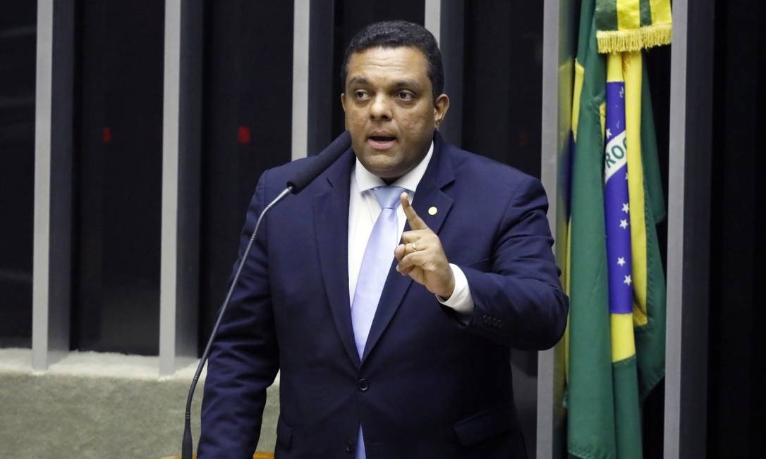 Demora na criação do Aliança faz deputados desistirem do partido anunciado por Bolsonaro - News Rondônia