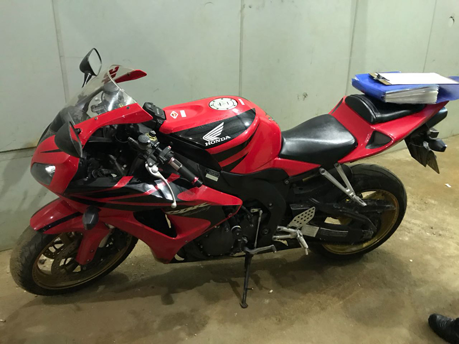 EMPRESÁRIO É PRESO EMBRIAGADO PILOTANDO MOTO DE LUXO - News Rondônia