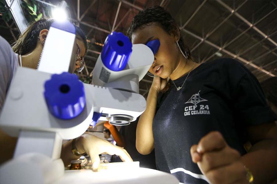 Auxílio Brasil integrará estudantes à Bolsa de Iniciação Científica - News Rondônia