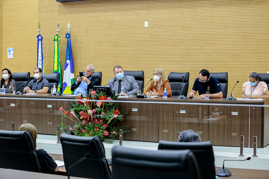 Deputados Dr. Neidson e Adelino Follador encaminharão indicação ao Executivo sobre projeto para o Saúde na Escola - News Rondônia