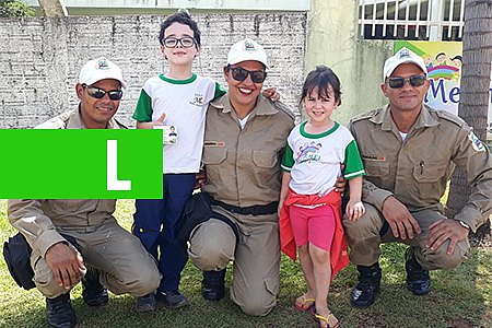 EDUCAÇÃO NO TRÂNSITO: EM ROLIM DE MOURA AGENTES DA COMTRAN REALIZAM BLITZ EDUCATIVA EM CRECHE MUNICIPAL - News Rondônia