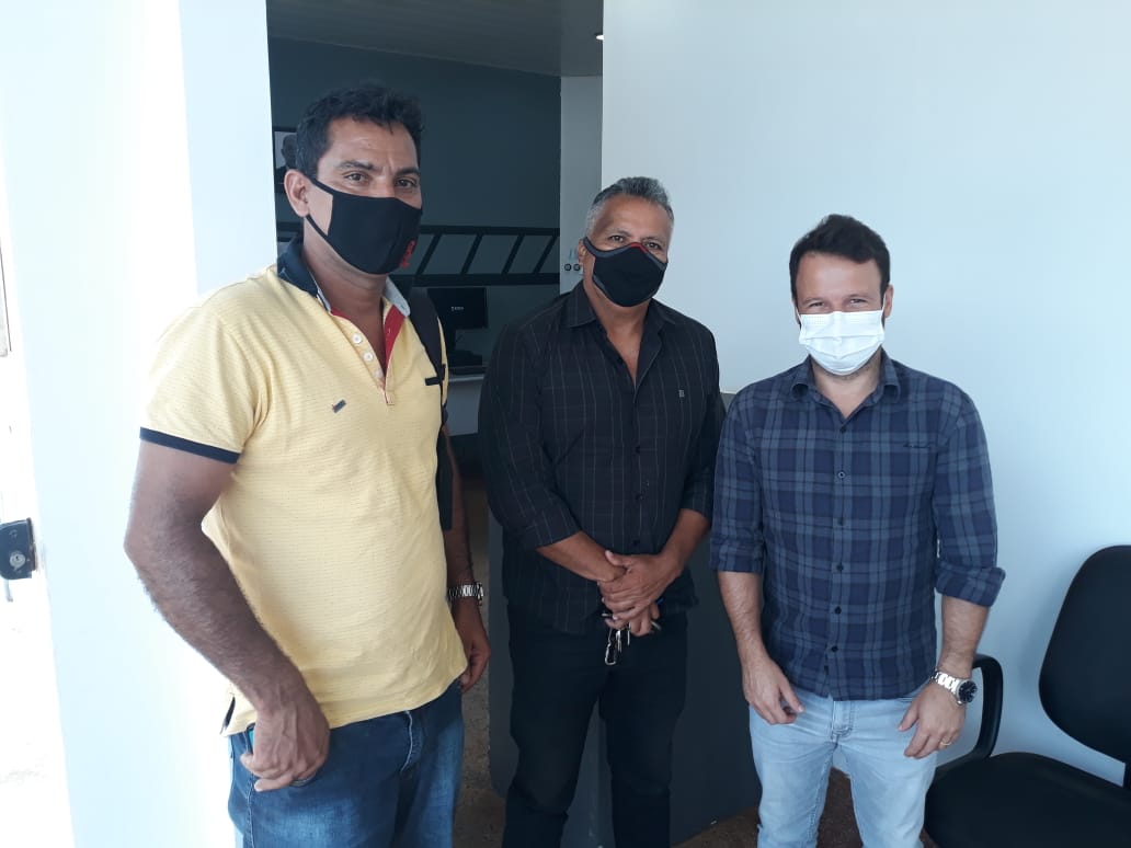 Vereador Valtinho Canuto visita SEMOB e apresenta demandas - News Rondônia