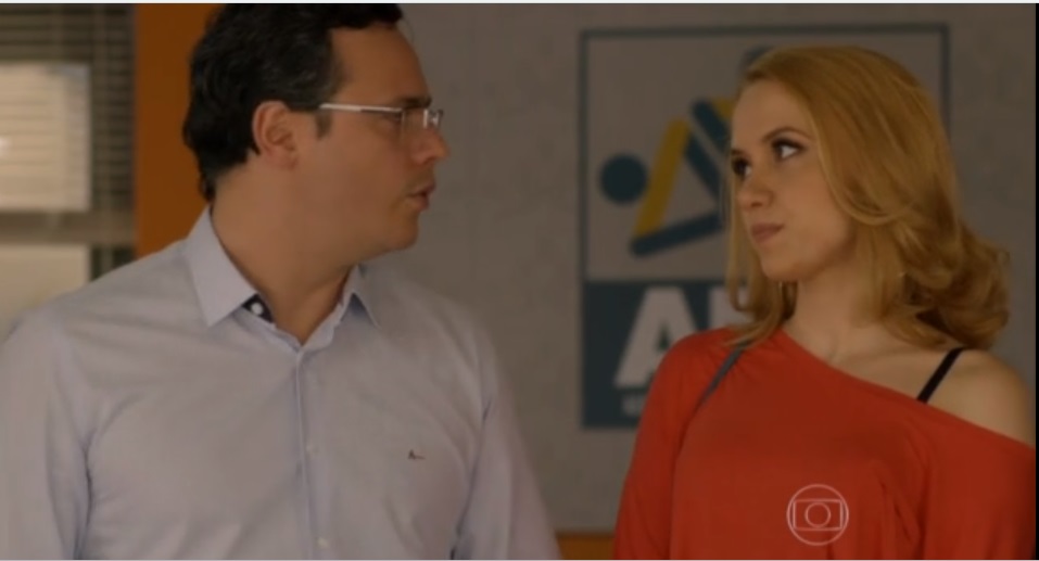 ATRIZ CRISTINA LAGO GRAVA VÍDEO CONVIDANDO RONDONIENSES PARA ASSISTIREM EPISÓDIO DE 'TERRORES URBANOS' - News Rondônia