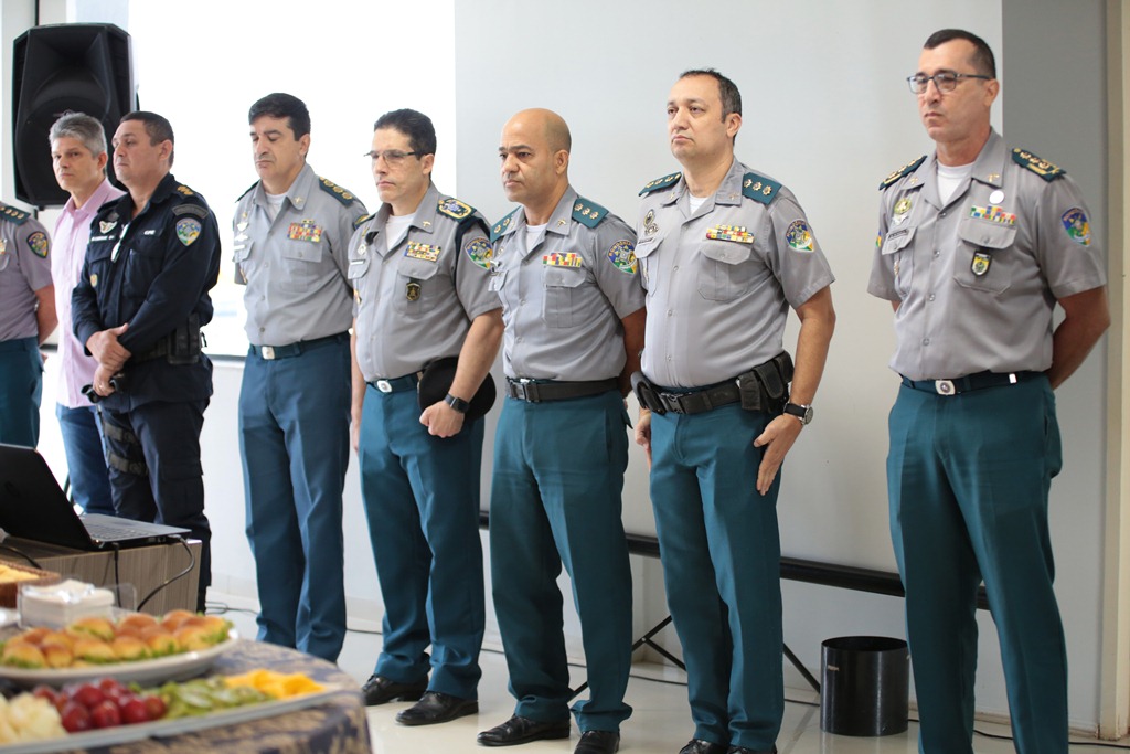 CAFÉ DA MANHÃ COM EX-COMANDANTES E SUBCOMANDANTES GERAIS, MARCA COMEMORAÇÕES DOS 43 ANOS DA POLÍCIA MILITAR DE RONDÔNIA - News Rondônia