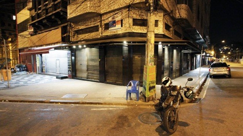 HOMEM MORRE AO TENTAR PROTEGER O FILHO DURANTE ASSALTO NO RJ - News Rondônia