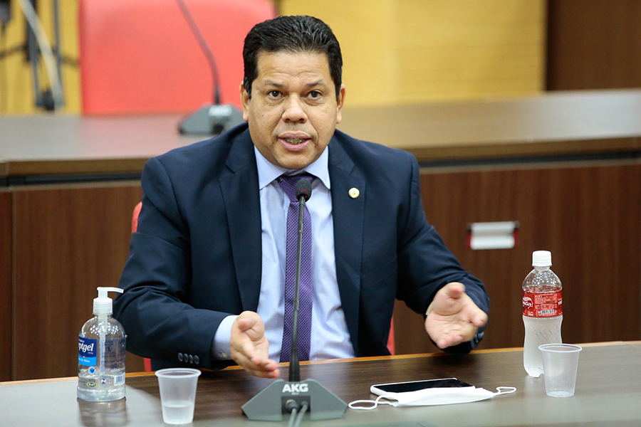 JAIR MONTES DENUNCIA SUSPEITA EM CONTRATAÇÃO EMERGENCIAL PARA TRATAMENTO DE LIXO HOSPITALAR - News Rondônia