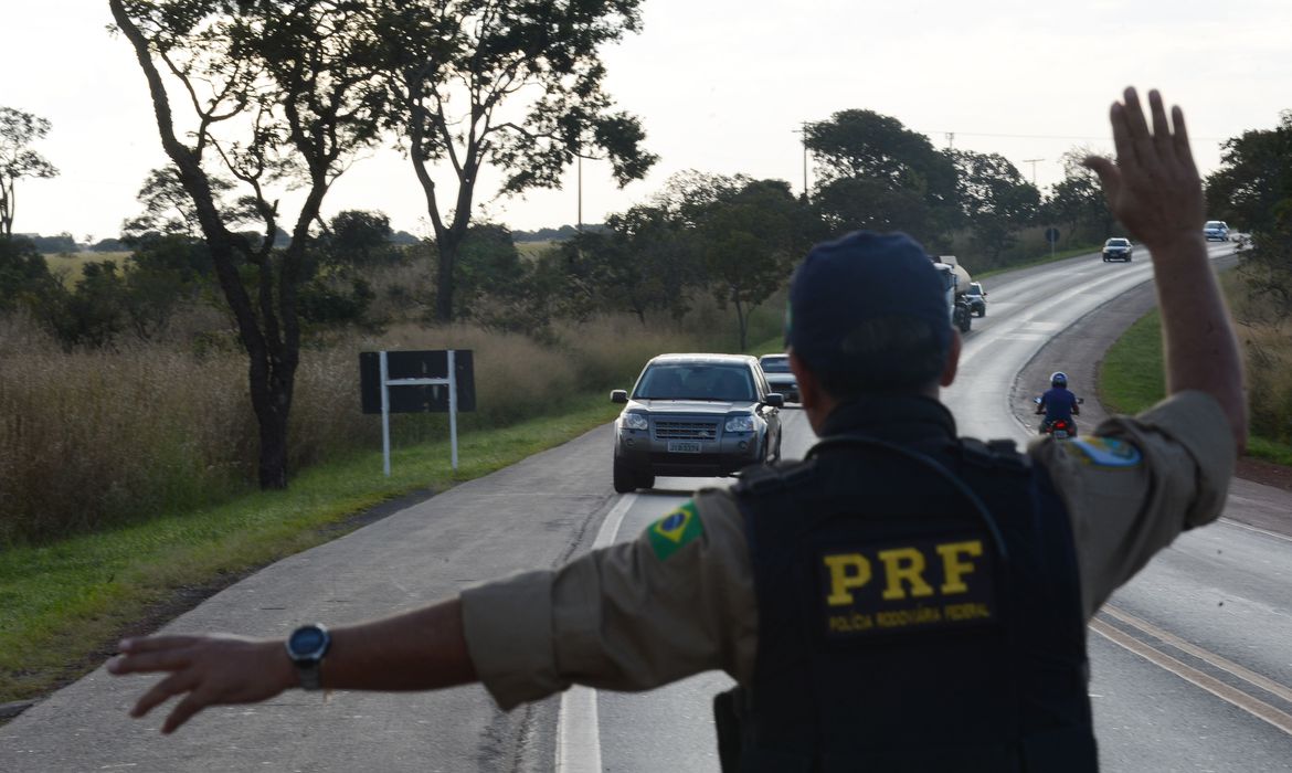 PRF contabiliza 903 acidentes e 67 mortes em rodovias no ano-novo - News Rondônia