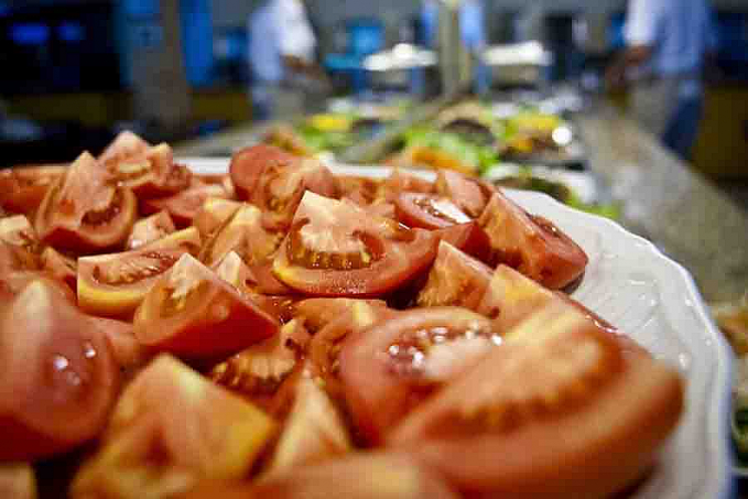 Despesa por pessoa com alimentação no Brasil era R$ 209 em 2017-2018 - News Rondônia