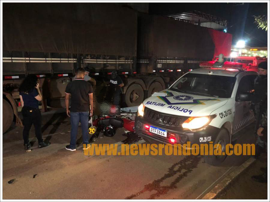 Passageira de moto morre esmagada por carreta e motociclista é preso com arma de fogo - News Rondônia