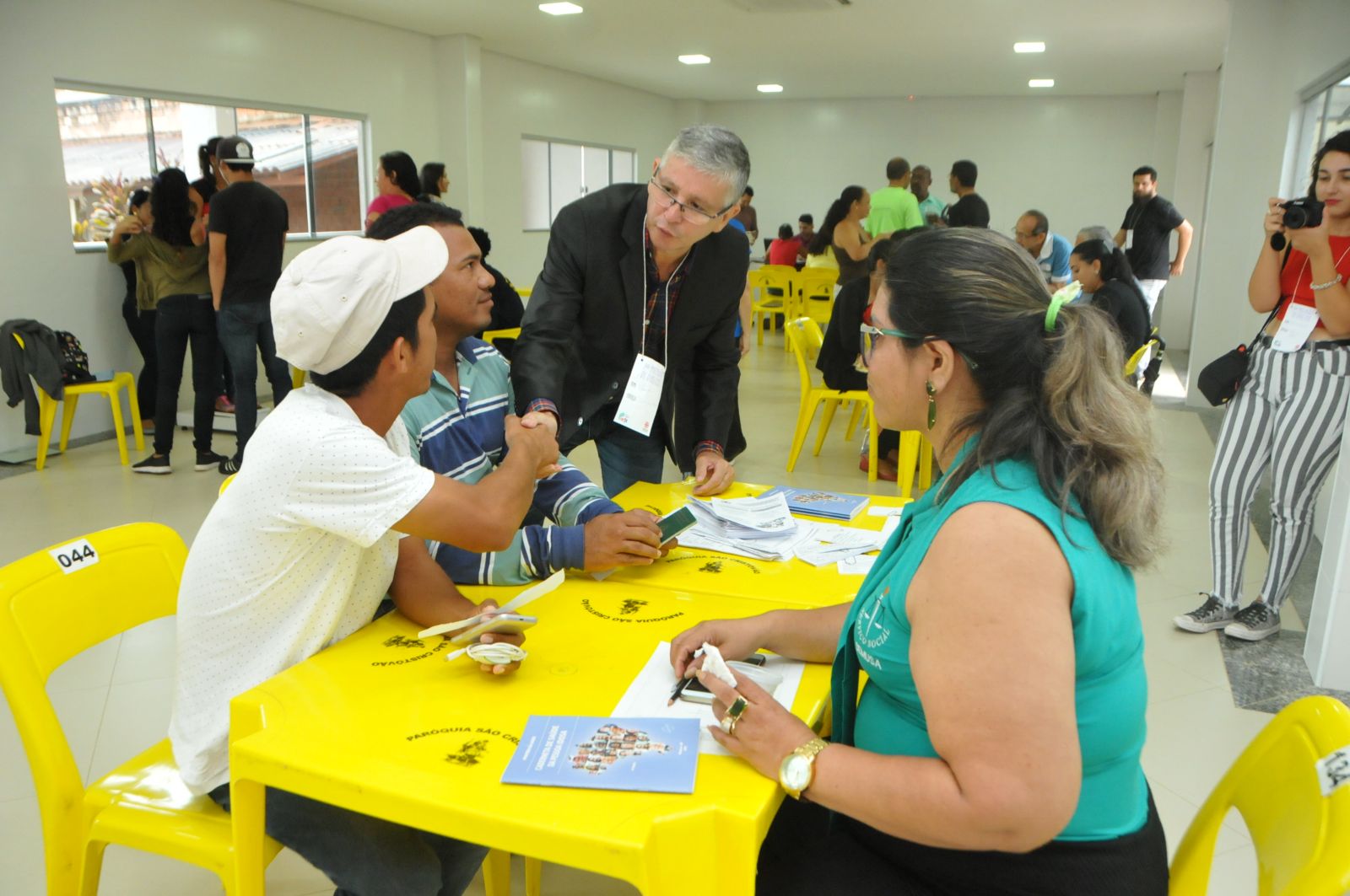 IMIGRAÇÃO - SEMUSA E SEMASF LEVAM ATENDIMENTOS A REFUGIADOS VENEZUELANOS EM PORTO VELHO - News Rondônia