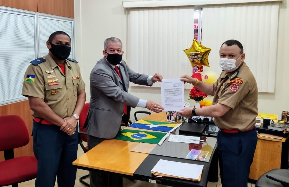 UNIRON e Corpo de Bombeiros assinam Termo de Convênio para estágios curriculares - News Rondônia