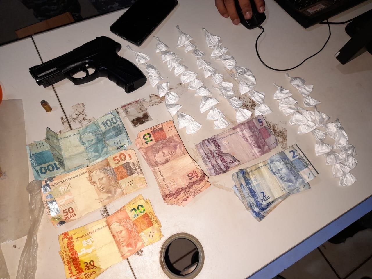 MORAR MELHOR - Força Tática prende casal que usava mercado como fachada para vender droga - News Rondônia