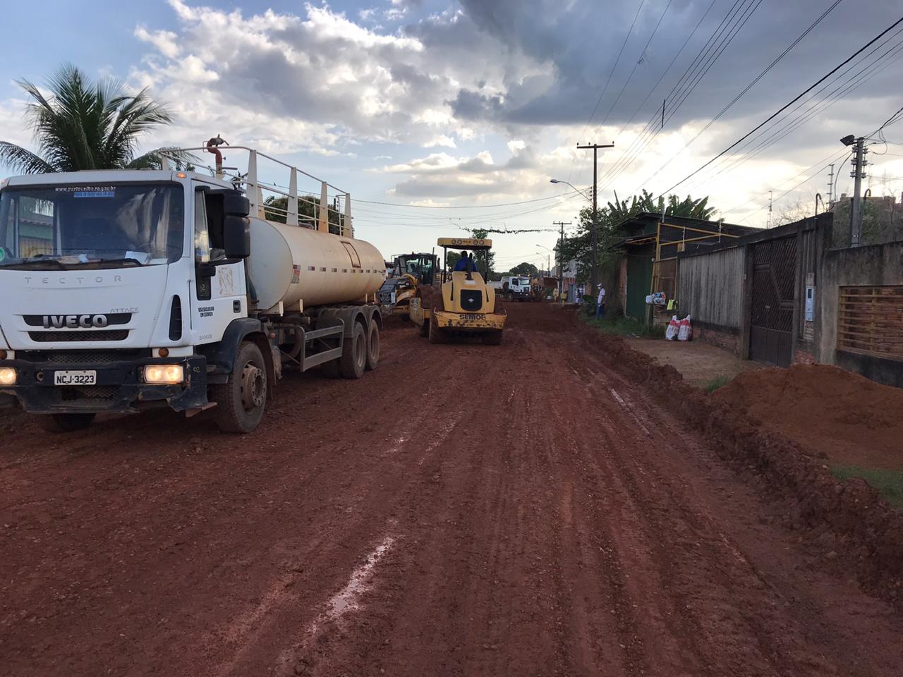 Júnior Cavalcante pede e prefeitura inicia asfaltamento da Rua Ana Sobral no bairro Lagoinha - News Rondônia