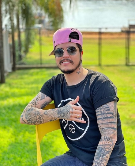 Cantor sertanejo se hospeda na Pousada Surya em Porto Velho - News Rondônia