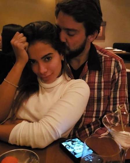 NOVO AFFAIR DE ANITTA É 11 ANOS MAIS VELHO, FÃ DE ROCK E BOLSONARO - News Rondônia