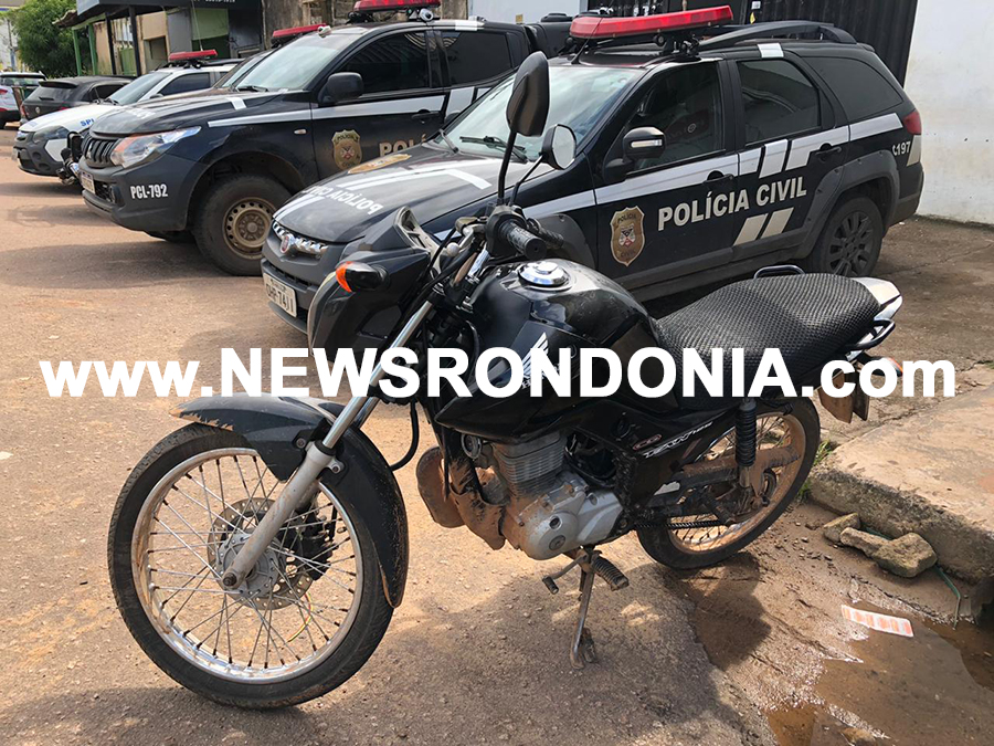 Polícia apreende dois adolescente com arma após fazer roubo de motocicleta na zona leste - News Rondônia
