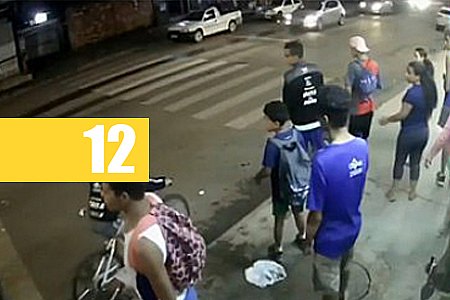 VÍDEO: EM BRASÍLIA, MOTORISTA EMBRIAGADO ATROPELA DUAS PESSOAS E FOGE SEM PRESTAR SOCORRO - News Rondônia