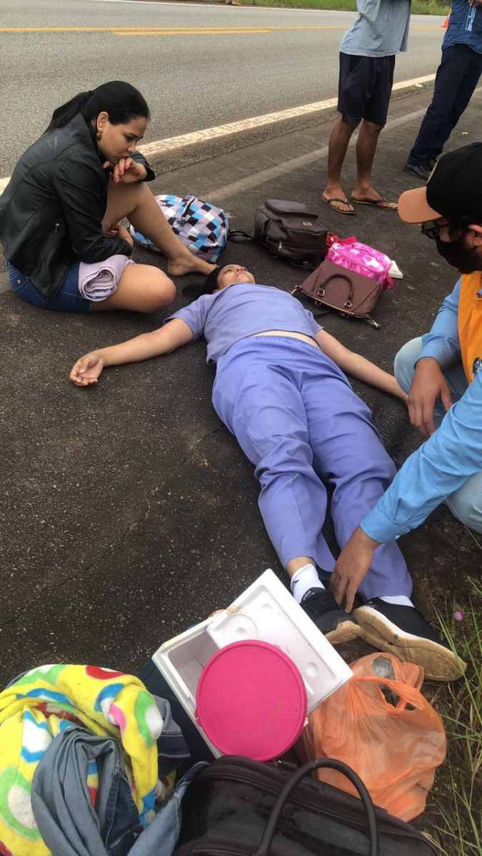 URGENTE - Enfermeira e técnica de enfermagem ficam feridas na BR-319 - News Rondônia