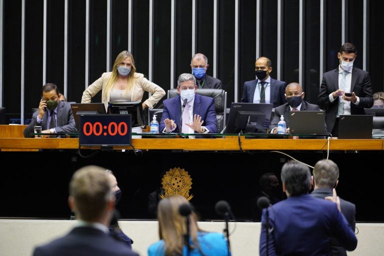 Câmara aprova cobrança de ISS sobre serviços de rastreamento veicular - News Rondônia