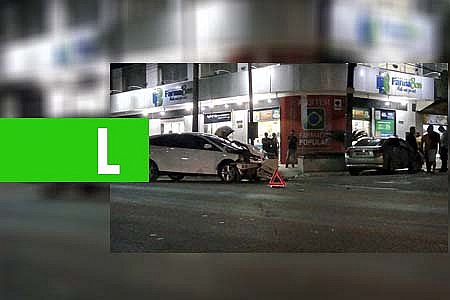 VEÍCULOS COLIDEM EM CRUZAMENTO NA CAPITAL - FOTOS - News Rondônia