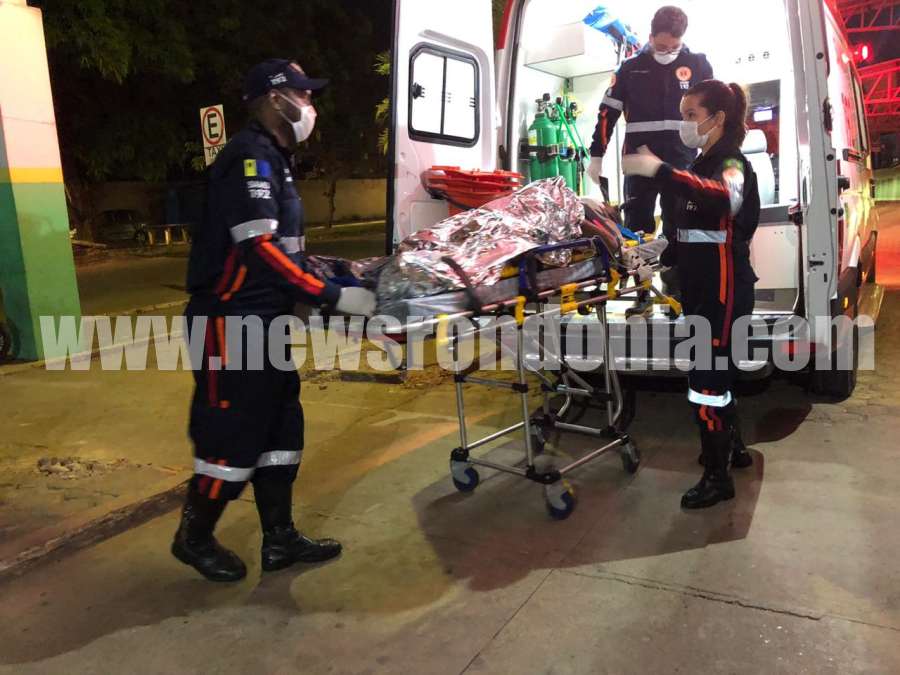 Mãe e filho esfaqueam jovem na zona leste da capital - News Rondônia