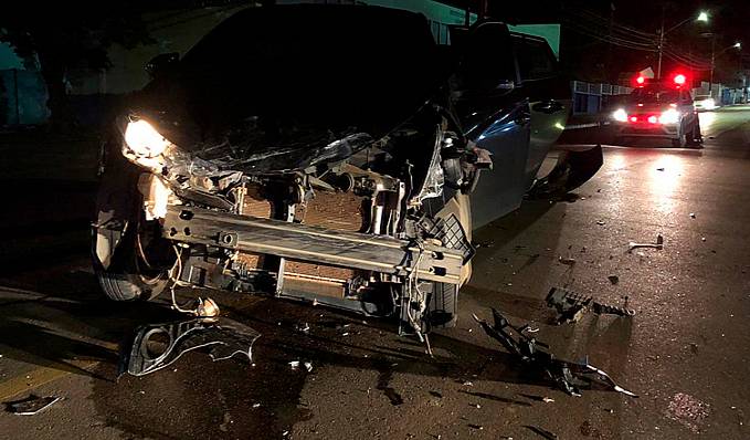Colisão entre carros no centro de Porto Velho deixa uma vítima ferida - News Rondônia