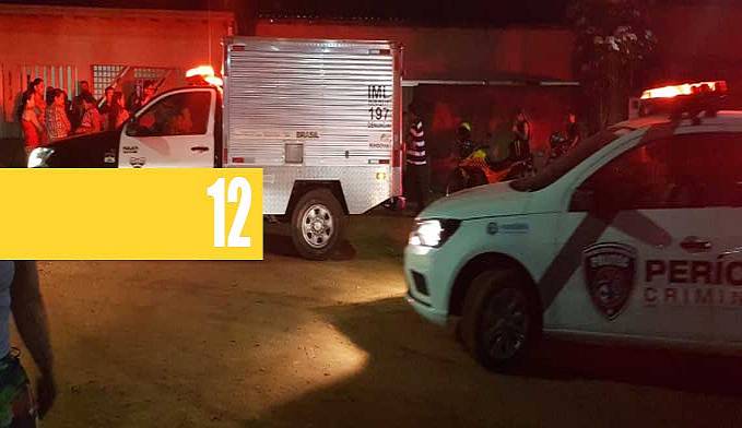 Homem é executado com vários tiros na frente de bar em distrito de Porto Velho - News Rondônia