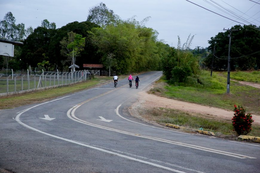 INFRAESTRUTURA - Obra de recapeamento da RO-480 que dá acesso ao aeroporto de Ji-Paraná vai permitir melhor condição de trafegabilidade - News Rondônia