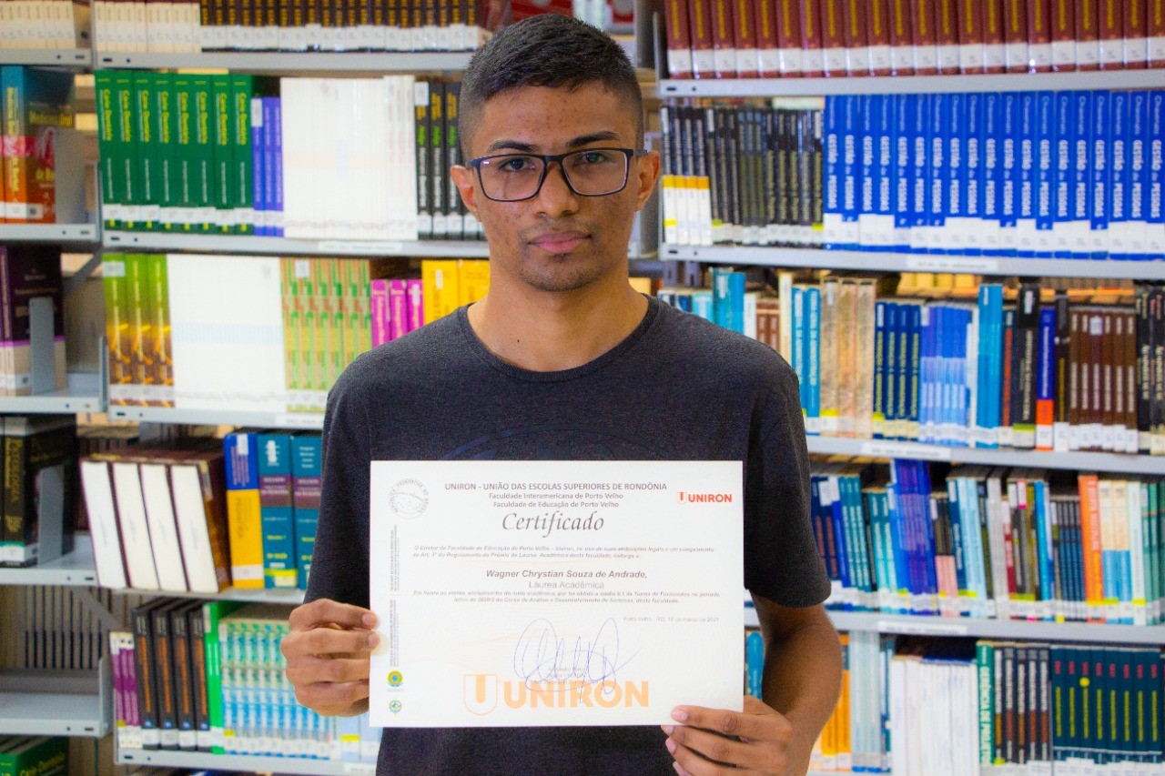 UNIRON concede Prêmio de Láurea Acadêmica a formando do Curso de Análise e Desenvolvimento de Sistemas - News Rondônia