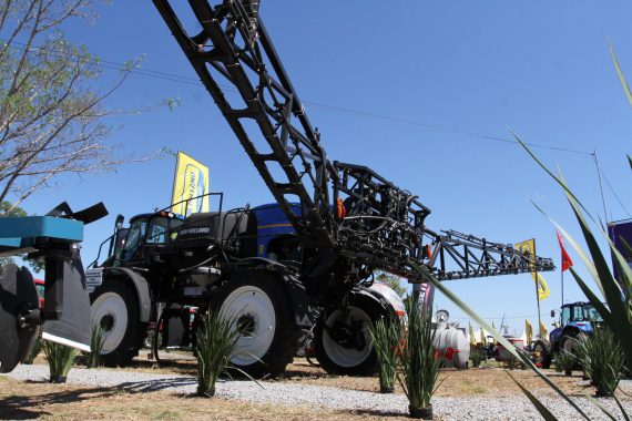 PULVERIZADOR COM TECNOLOGIA MODERNA É LANÇADO NA 7ª RONDÔNIA RURAL SHOW - News Rondônia