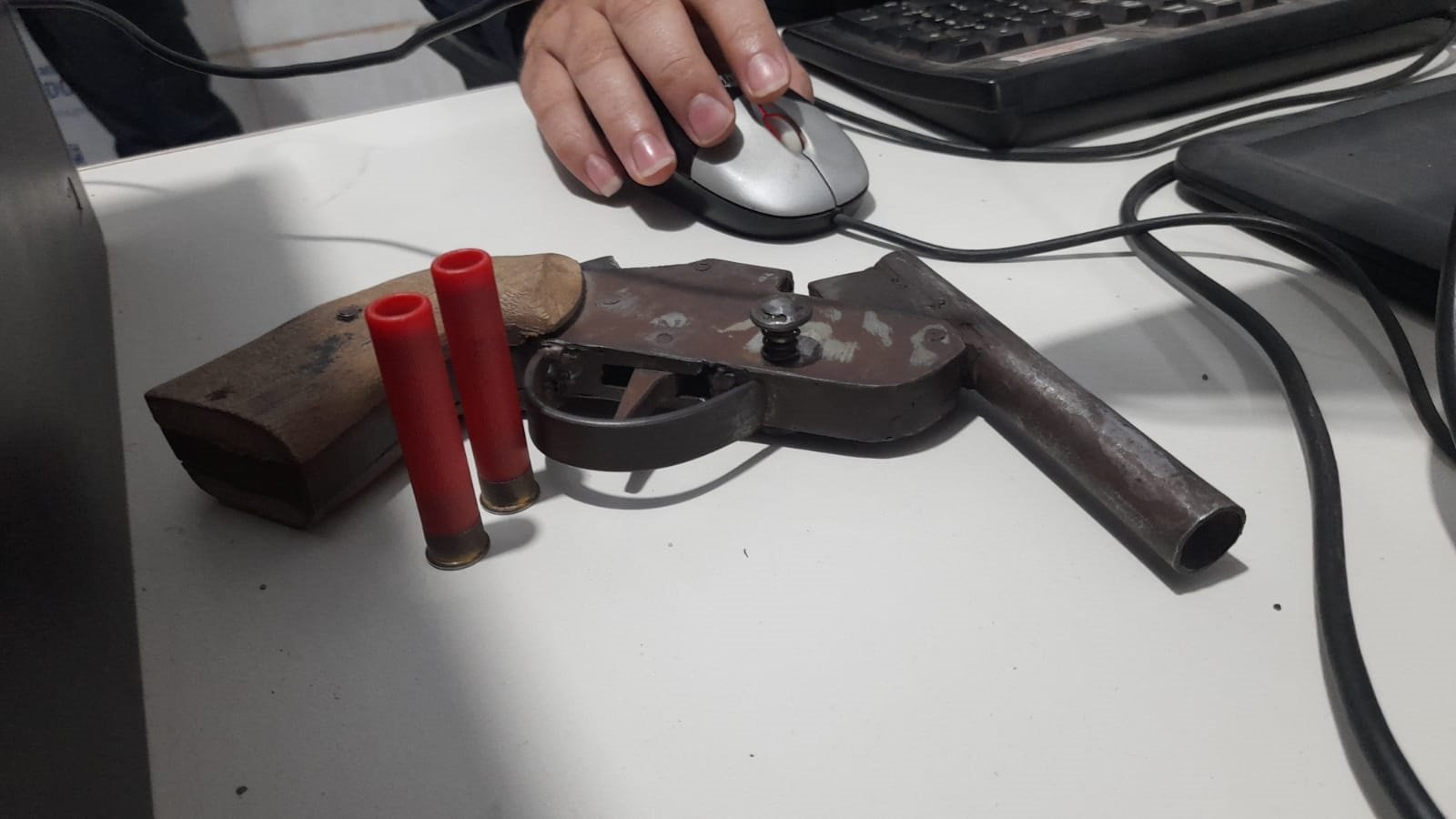 MONITORADOS - Apenados são presos com arma caseira no Planalto - News Rondônia
