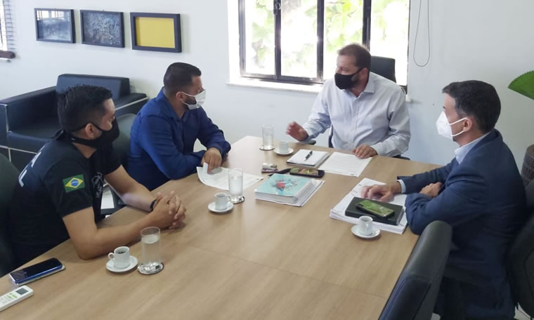 POLÍCIA PENAL  Vereador Edevaldo Neves se reúne com prefeito e debate sobre sede recreativa e doses de vacina para a categoria - News Rondônia