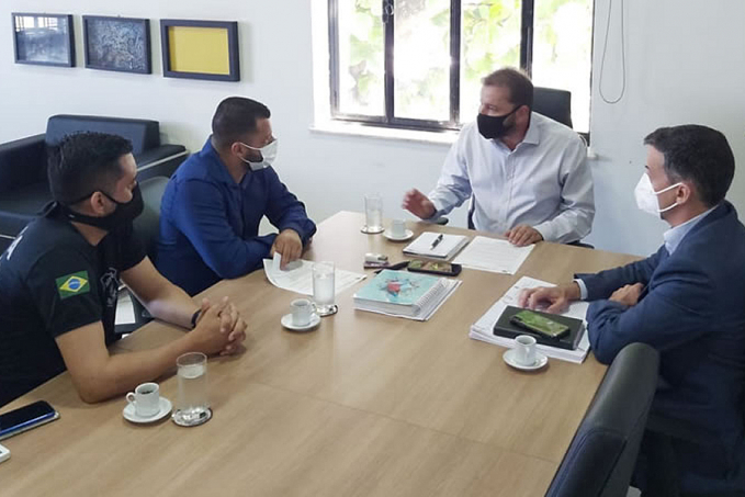 POLÍCIA PENAL  Vereador Edevaldo Neves se reúne com prefeito e debate sobre sede recreativa e doses de vacina para a categoria - News Rondônia