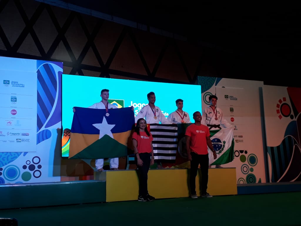 JUDOCA DE COLORADO DO OESTE CONQUISTA MEDALHA DE PRATA NOS JOGOS ESCOLARES EM BLUMENAU (SC) - News Rondônia