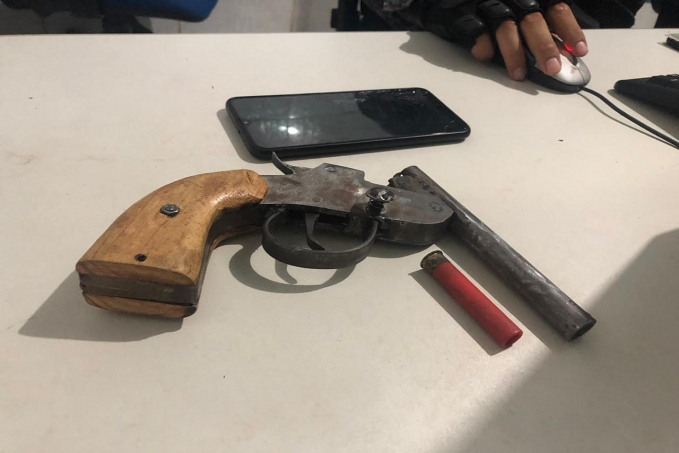 PEGA LADRÃO - Marginais são apreendidos após tentarem roubar trabalhador - News Rondônia