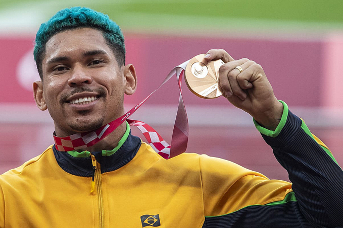 PARALÍMPIADA - Atleta rondoniense conquista medalha de bronze no salto em distância em Tóquio - News Rondônia