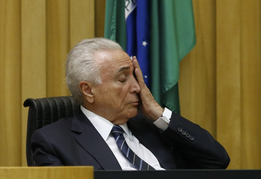 AMIGO DE TEMER TENTOU OCULTAR NOTEBOOK EM SOFÁ NO DIA DA PRISÃO - News Rondônia