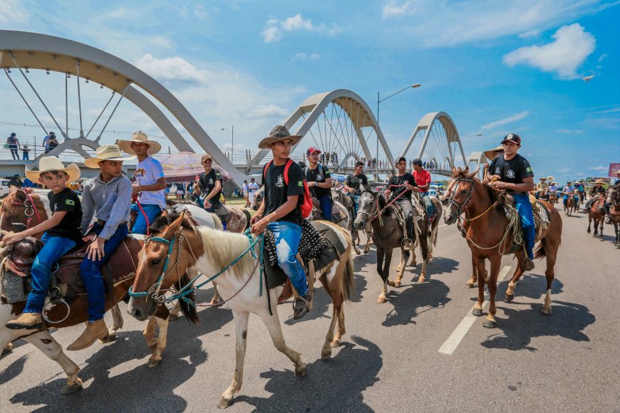 CAVALGADA E ESCOLHA DA RAINHA EXPOPORTO ABREM FEIRA AGROPECUÁRIA NA CAPITAL COM GRANDE ACEITAÇÃO DO PÚBLICO - News Rondônia