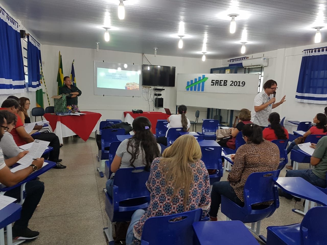 OFICINAS SOBRE O SISTEMA DE AVALIAÇÃO DA EDUCAÇÃO BÁSICA SÃO REALIZADAS NOS MUNICÍPIOS - News Rondônia