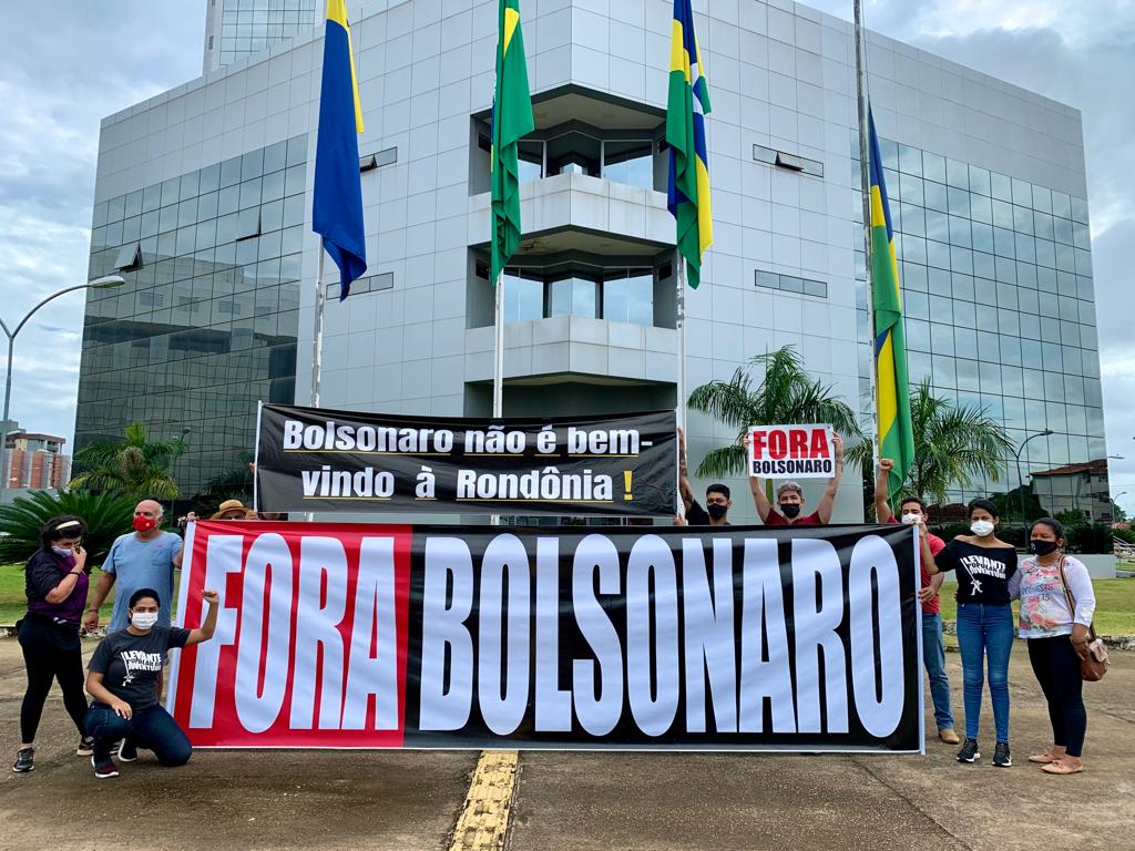 Fiasco: Manifestação contra Bolsonaro reúne pouco mais de 15 pessoas em Porto Velho - News Rondônia