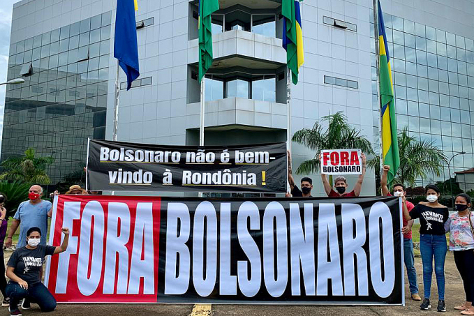 Fiasco: Manifestação contra Bolsonaro reúne pouco mais de 15 pessoas em Porto Velho - News Rondônia