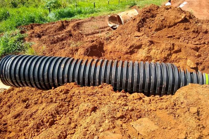 Prefeitura de Rolim de Moura adquire 96 tubos corrugados PEAD para substituir pontes de madeira e manilhas nas estradas rurais do município - News Rondônia