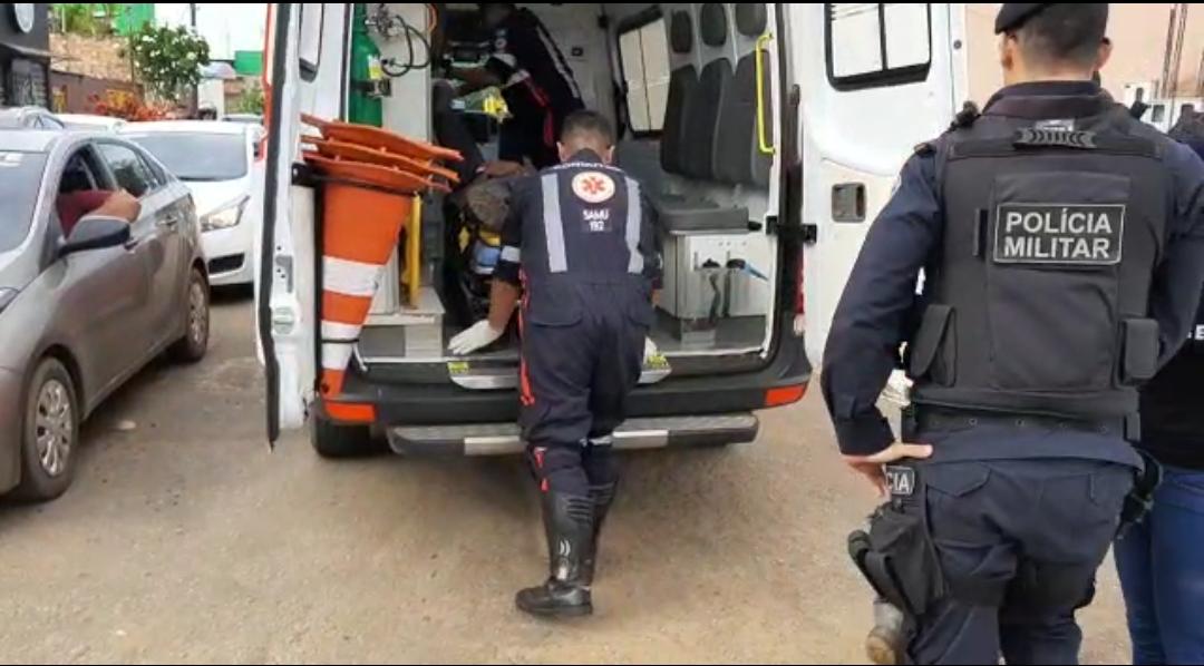 MOTOCICLISTA INABILITADO FICA GRAVEMENTE FERIDO APÓS COLIDIR CONTRA CAMINHONETE - News Rondônia