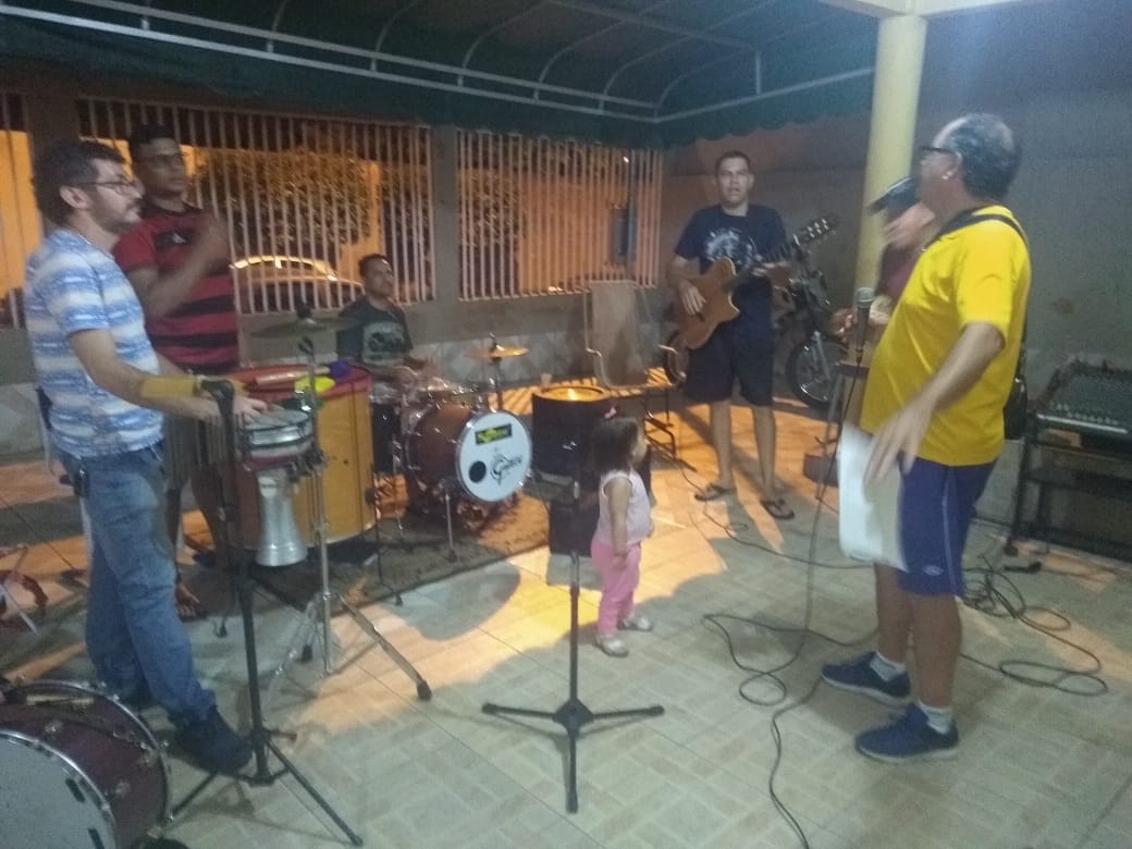 BADO E PASTORAS NO SHOW TRIBUTO AO MENESTREL - News Rondônia