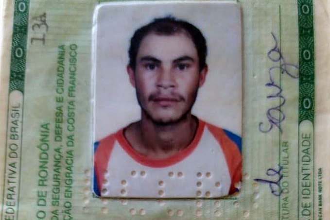 ESQUARTEJADO - Jovem que matou homem com machadinho em Rondônia se entrega à polícia - News Rondônia